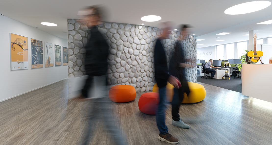 Dynamic Content Image